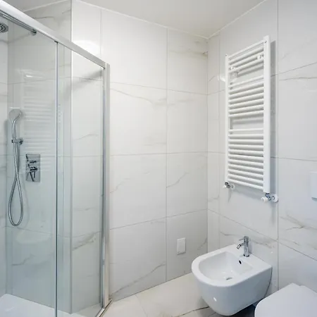Guesthost - Aregai Marina Exclusive Seaside Apartamento Santo Stefano al Mare