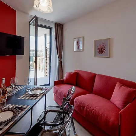 Apartamento Guesthost - Aregai Marina Exclusive Seaside