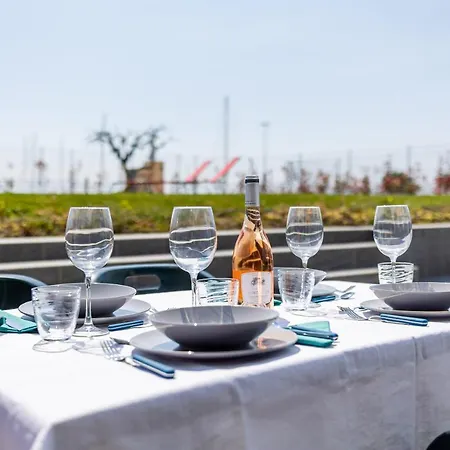 Guesthost - Aregai Marina Exclusive Seaside Apartamento Santo Stefano al Mare