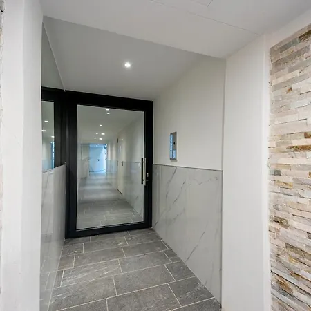 Guesthost - Aregai Marina Exclusive Seaside * Santo Stefano al Mare