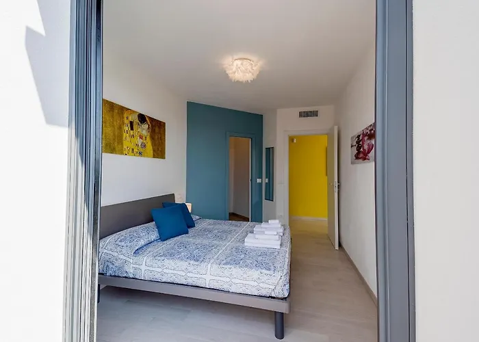 Guesthost - Aregai Marina Exclusive Seaside Appartement *
