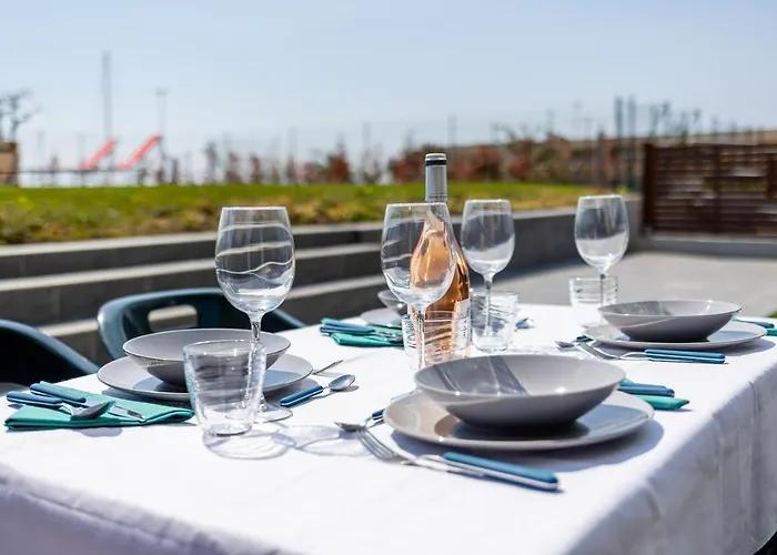 Appartement Guesthost - Aregai Marina Exclusive Seaside *