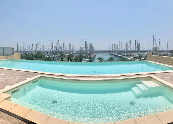 Guesthost - Aregai Marina Exclusive Seaside Appartement Santo Stefano al Mare