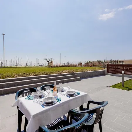 Apartament Guesthost - Aregai Marina Exclusive Seaside