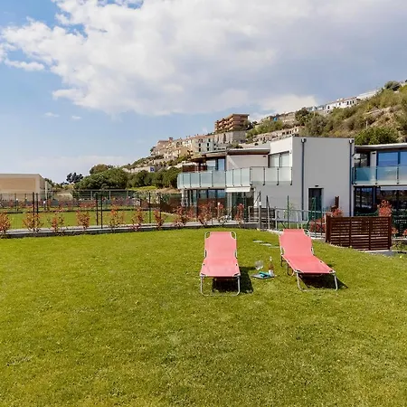 Aregai Marina Exclusive Seaside Santo Stefano al Mare