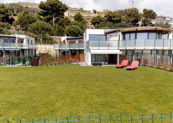 Guesthost - Aregai Marina Exclusive Seaside Santo Stefano al Mare